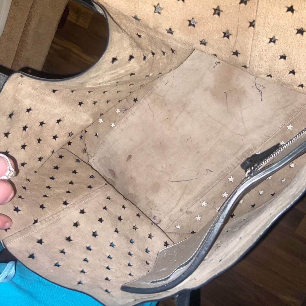 /traded/Jimmy Choo: Sofia, Pimlico Star ⭐️ Punching 🥊 Tote Bag Silver &Black - Picture 15 of 16